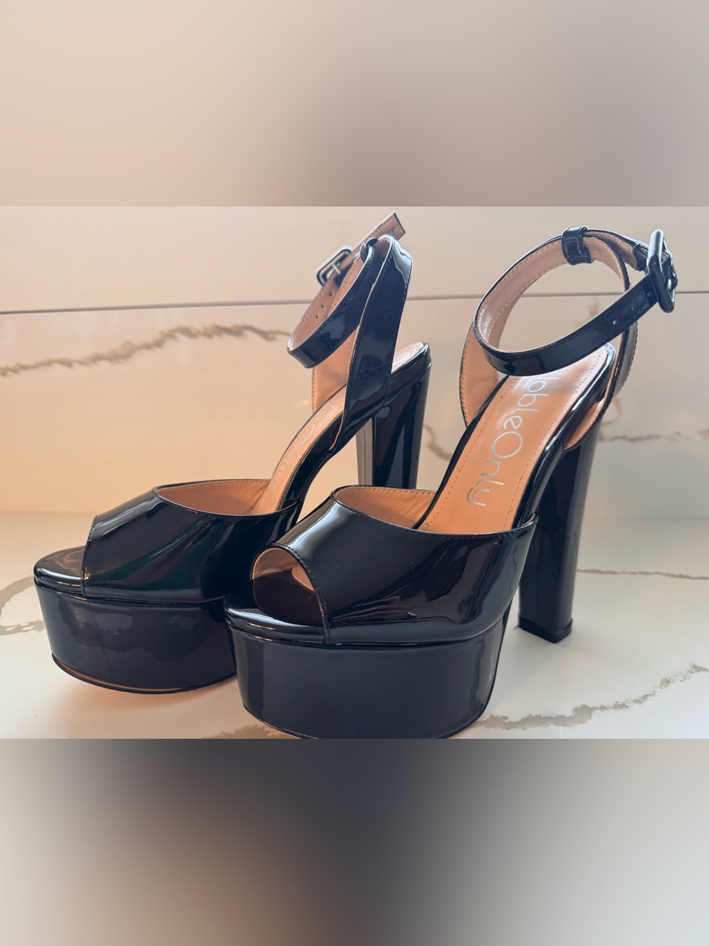NobleOnly Black Patent Leather Platform High Block Heel Sz 6 Original Box